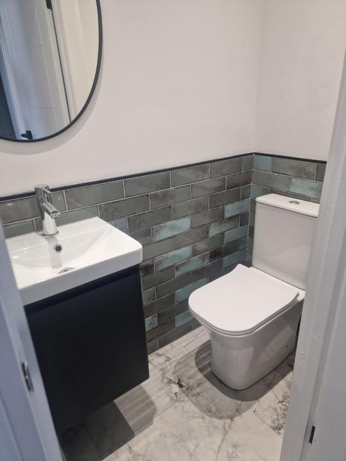 Collier'S Wood En-Suite Apartments Londýn Exteriér fotografie